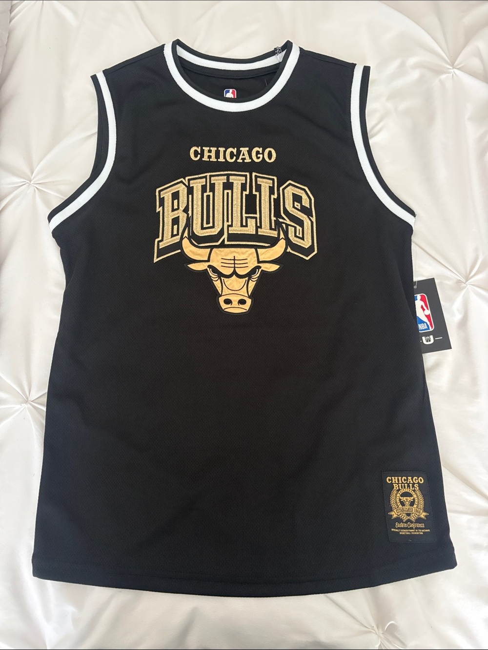 NBA Chicago Bulls Black & Gold Sleeveless Jersey-Boys L